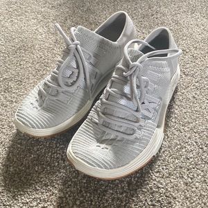 Under Armour Run Shoes